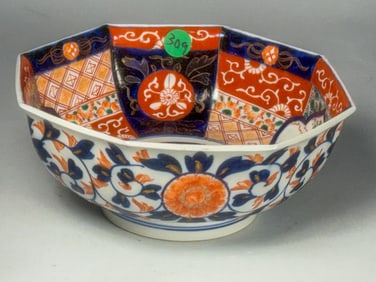 IMARI 19TH CENTURY OCTAGON BOWL, 3.5" X 8"