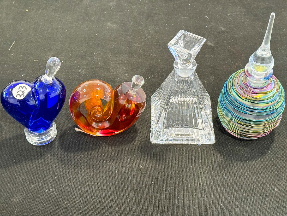 4 ART GLASS PERFUMES, 7" AND SMALLER (1 of 7)