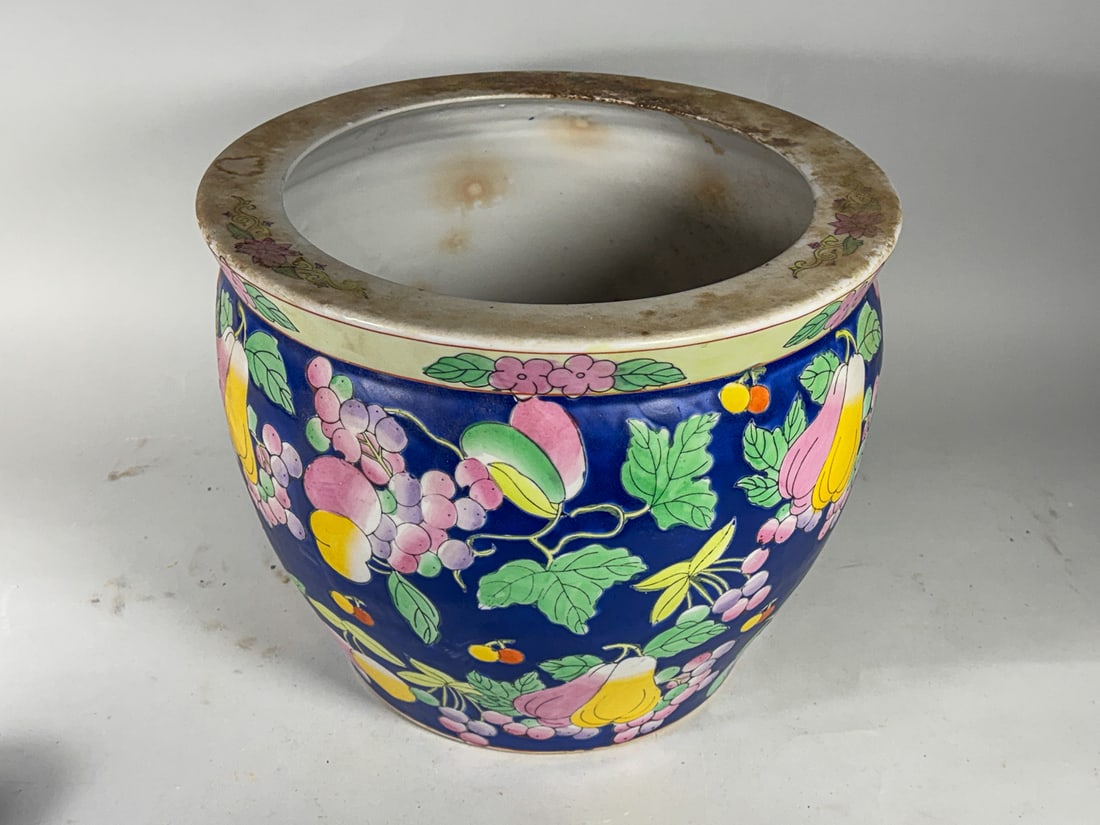 ANTIQUE MAHOGANY CASED SCALE, 12" X 7" X 9": ANTIQUE MAHOGANY CASED SCALE, 12" X 7" X 9"