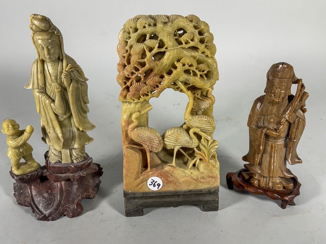 CHINESE HARDSTONE FIGURES, 10" X 5" X 3" AND SMALLER: CHINESE HARDSTONE FIGURES, 10" X 5" X 3" AND SMALLER