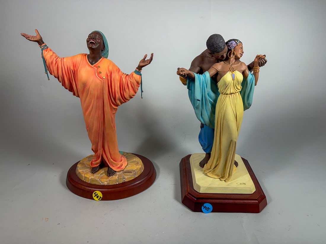 2 THOMAS BLACKSHEAR EBONY VISIONS FIGURES (1 of 5)