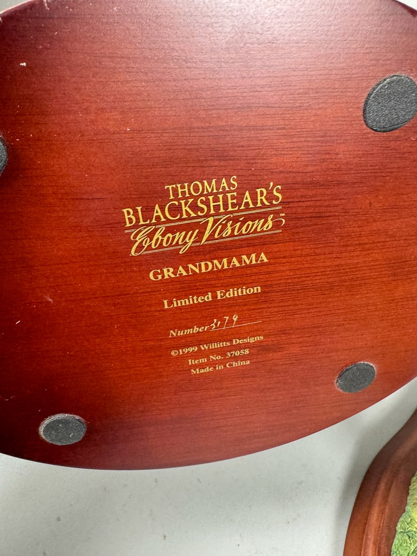 2 THOMAS BLACKSHEAR EBONY VISIONS FIGURES "GRANDMAMA" AND "FIRST STEP" - 4