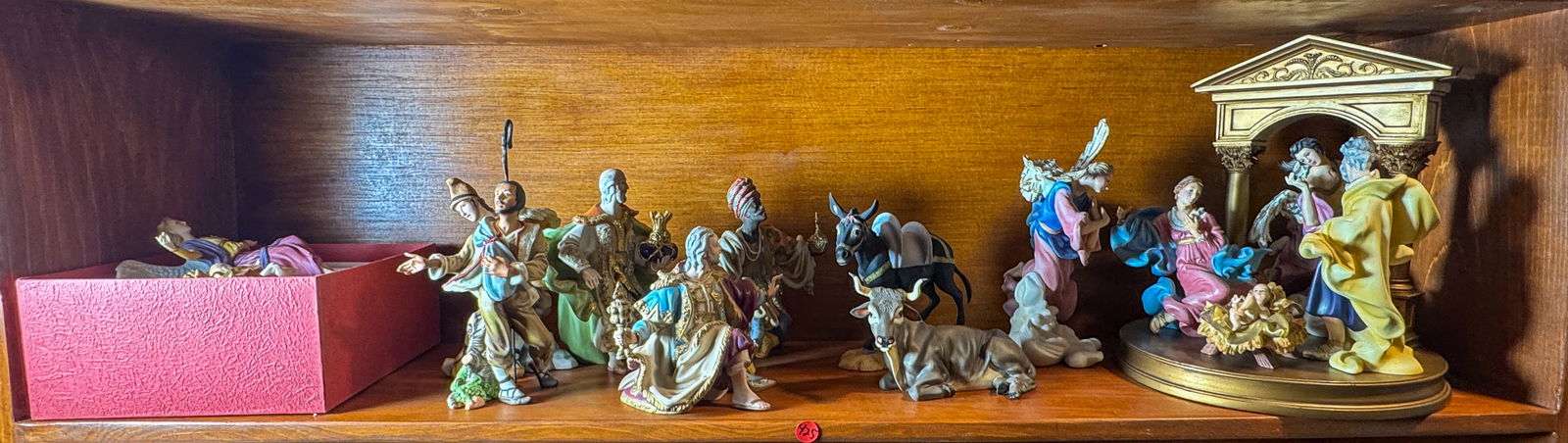 VATICAN NATIVITY SET 15 PIECES - 5