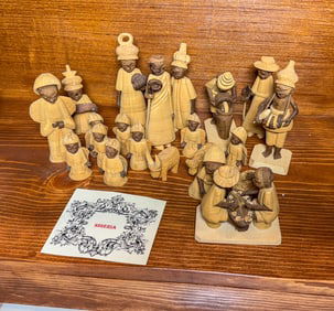 NIGERIAN CARVED WOOD NATIVITY 20+ PIECES
