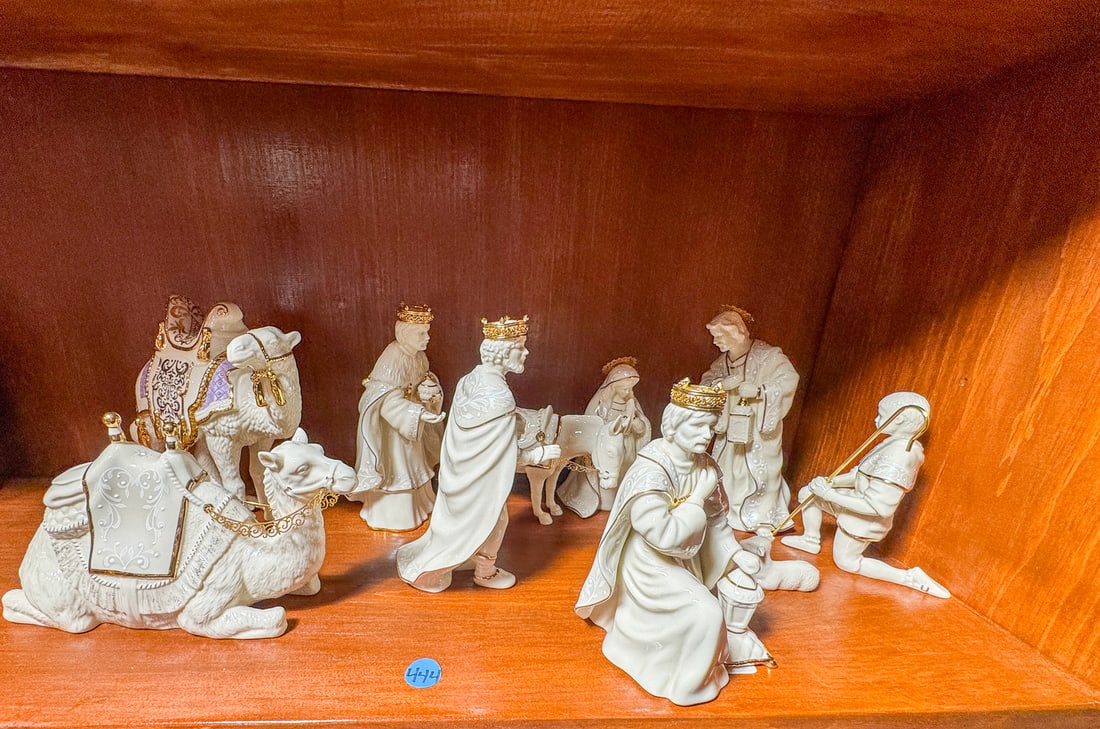 LENOX NATIVITY: LENOX NATIVITY