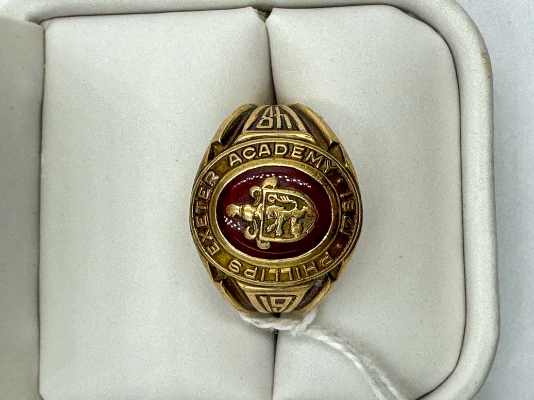 10K GOLD SIGNET RING PHILLIPS EXETER ACADEMY, 7.68 GRAMS (1 of 4)