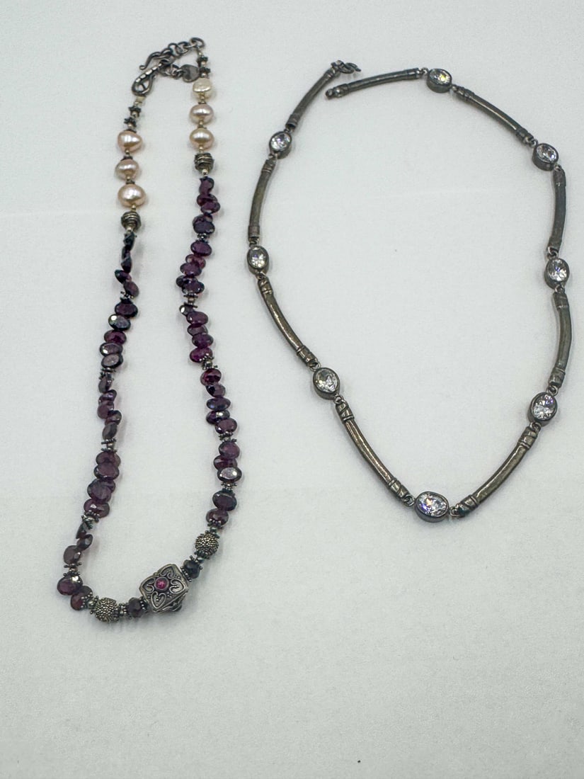 2 VINTAGE STERLING SILVER NECKLACES (1 of 5)