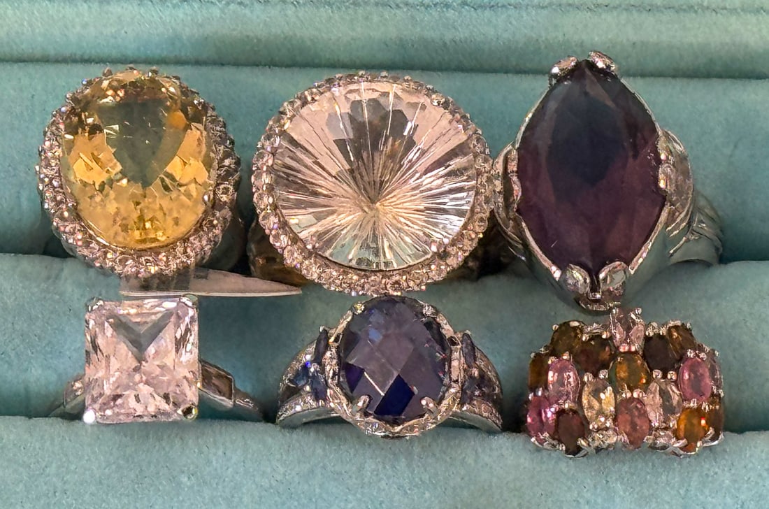 6 STERLING SILVER GEMSTONE RINGS: 6 STERLING SILVER GEMSTONE RINGS