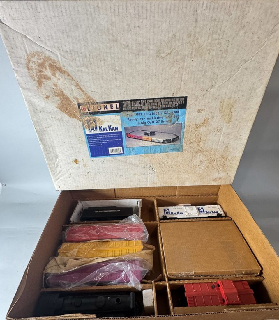 LIONEL KAL KAN SET W/ ORIGINAL BOX (1 of 4)