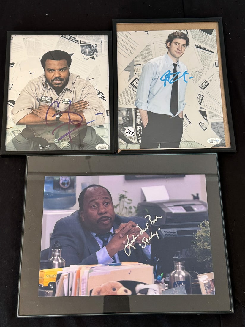 3 SIGNED PHOTOS FROM "THE OFFICE" (1 of 4)