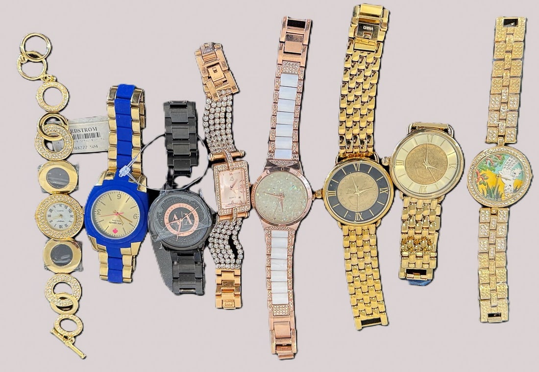 VINTAGE AND DESIGNER WATCH LOT (1 of 6)