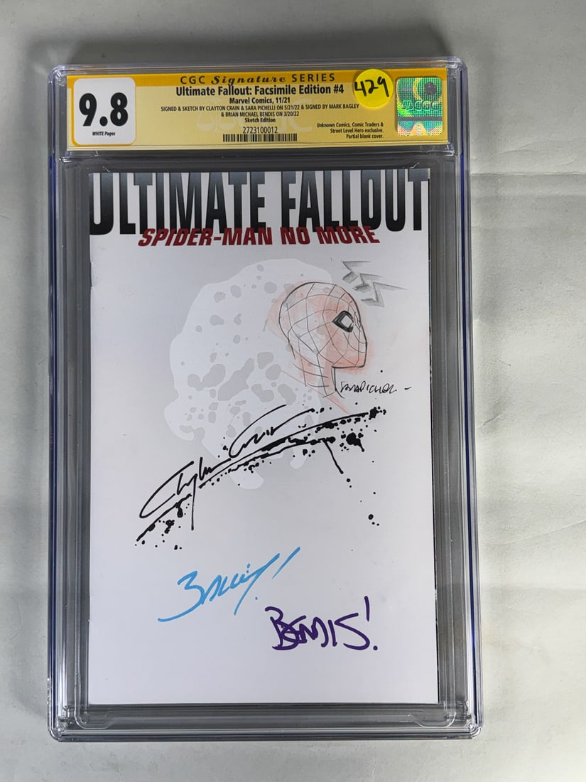 CGC SIGNATURE SERIES COMIC BOOK ULTIMATE PALLOUT FACSIMILED #4: CGC SIGNATURE SERIES COMIC BOOK ULTIMATE PALLOUT FACSIMILED #4