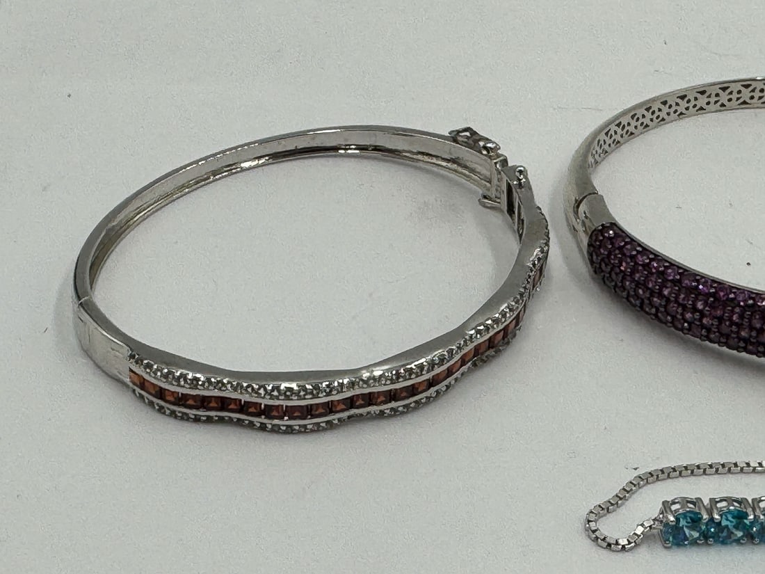 5 STERLING SILVER NECKLACES - 5