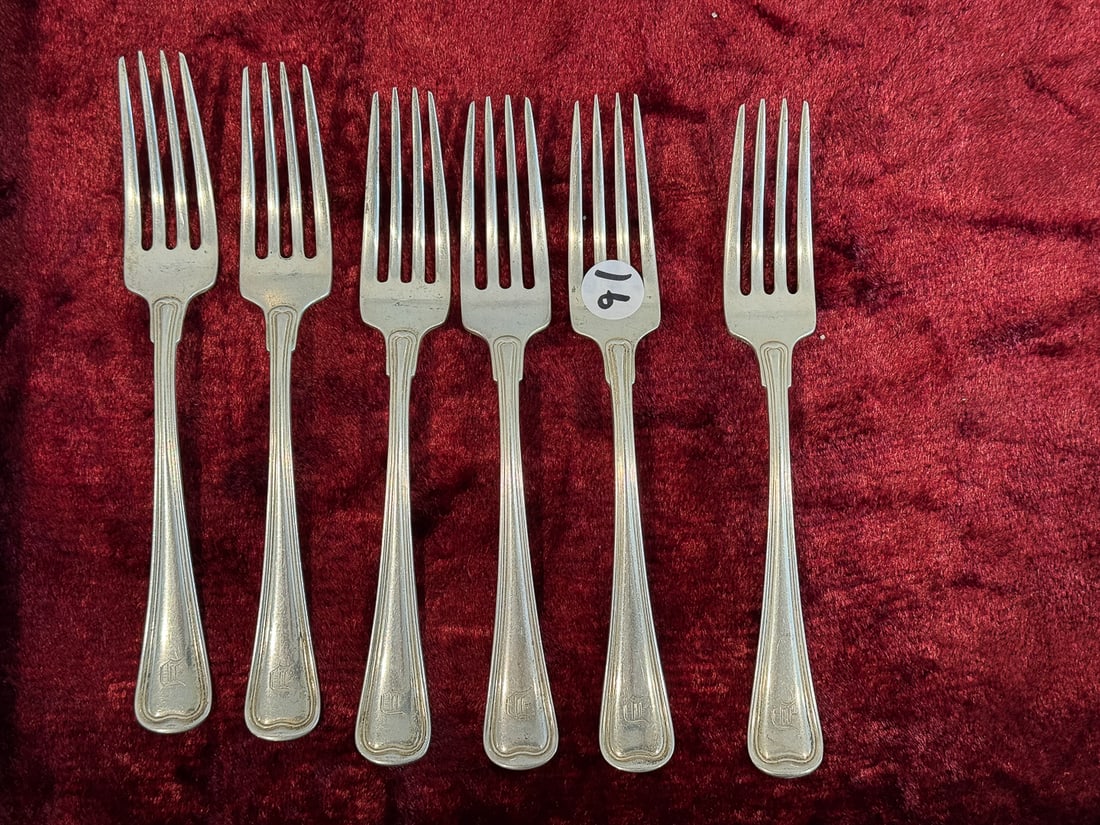 6 WALLACE DINNER FORKS, 13.83 OZT: 6 WALLACE DINNER FORKS, 13.83 OZT