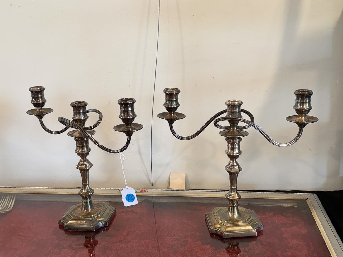 BARKER ELLIS SILVERPLATE CANDELABRA (1 of 5)