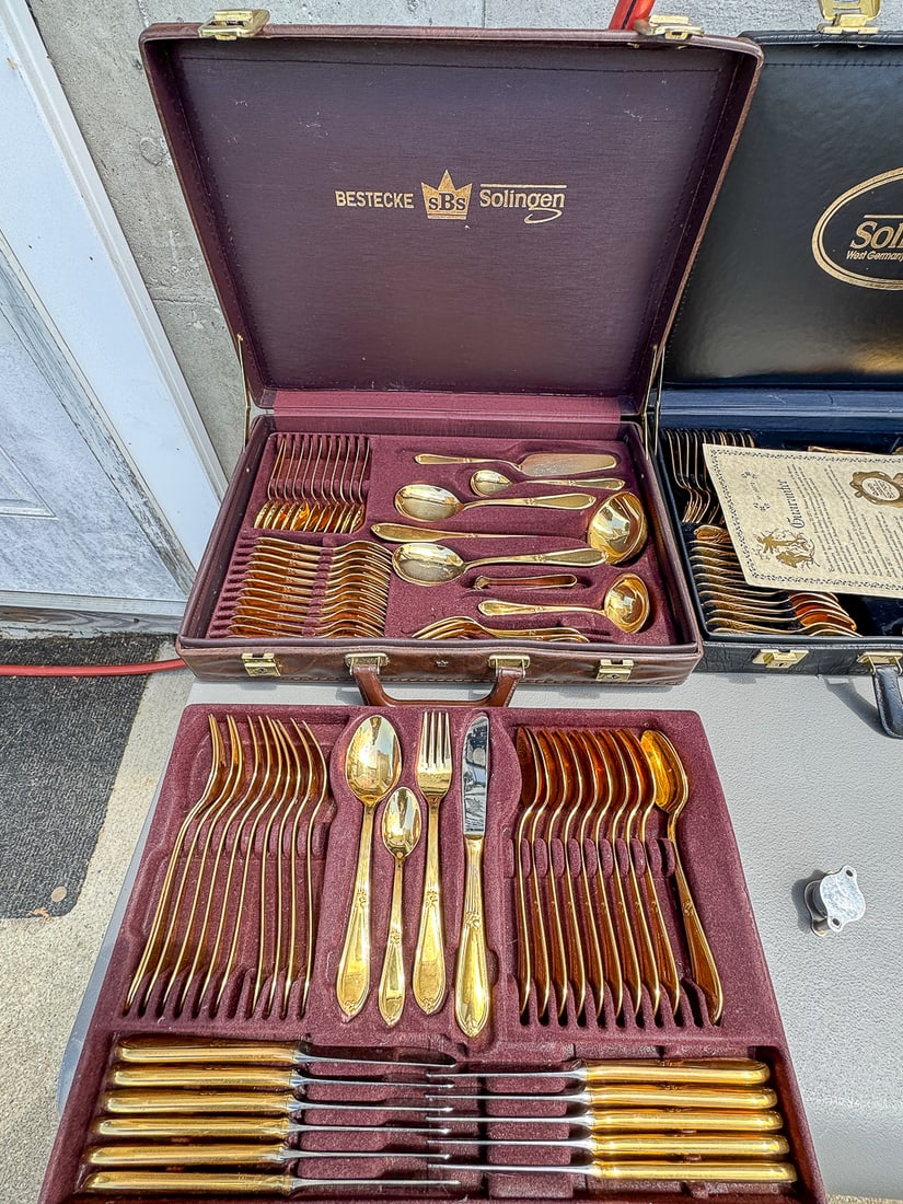 GERMAN 24K GOLD PLATED FLATWARE FOR 12: GERMAN 24K GOLD PLATED FLATWARE FOR 12