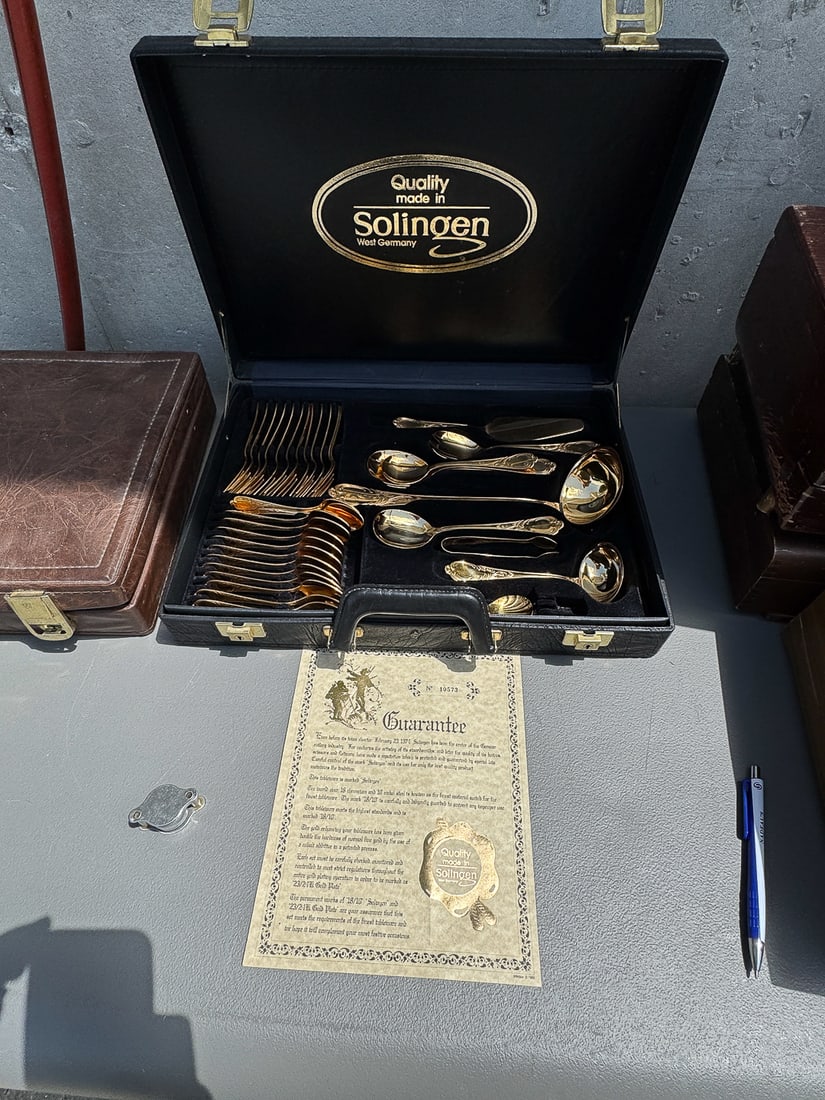 GERMAN 24K GOLD PLATED FLATWARE FOR 12: GERMAN 24K GOLD PLATED FLATWARE FOR 12