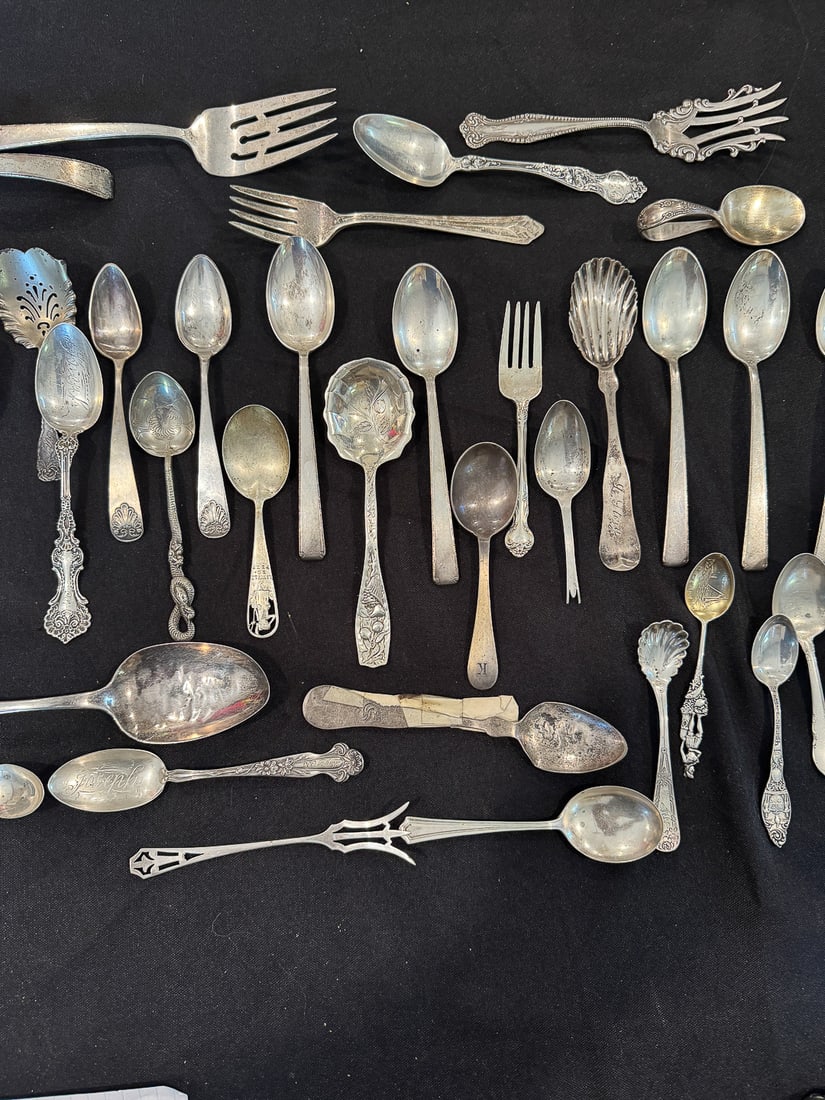 26 TROY OUNCES STERLING SILVER FLATWARE - 4