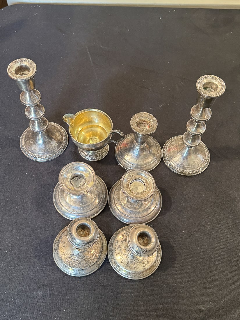 8 PIECES WEIGHTED STERLING SILVER: 8 PIECES WEIGHTED STERLING SILVER