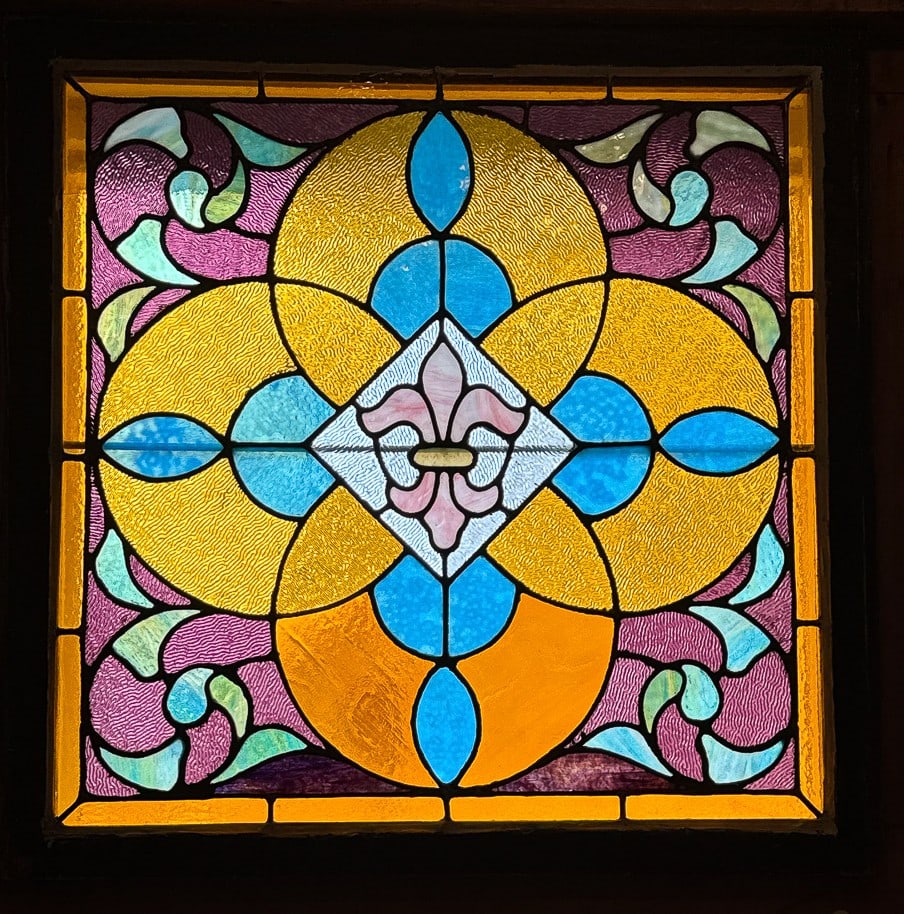 STAINED GLASS WINDOW, 29.5" X 29" (1 of 3)