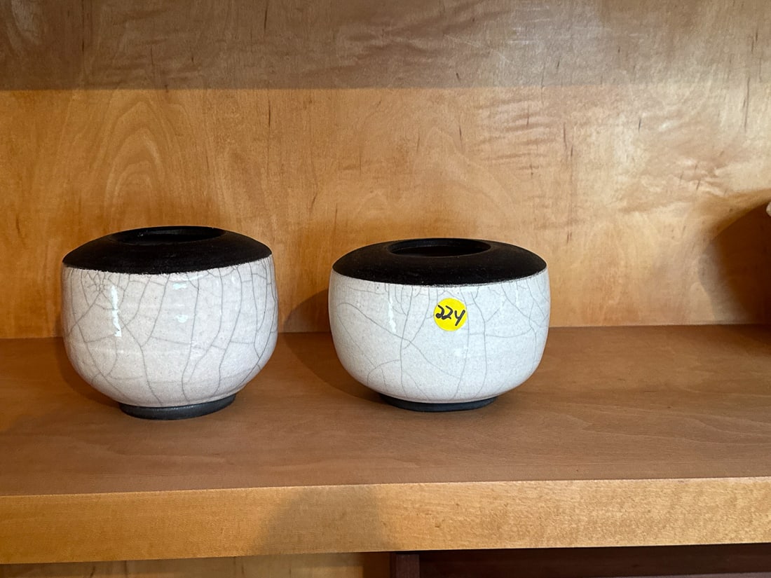 RICHARD PEPITONE A PAIR OF POTTERY PIECES , 5.5" X 4" (1 of 5)