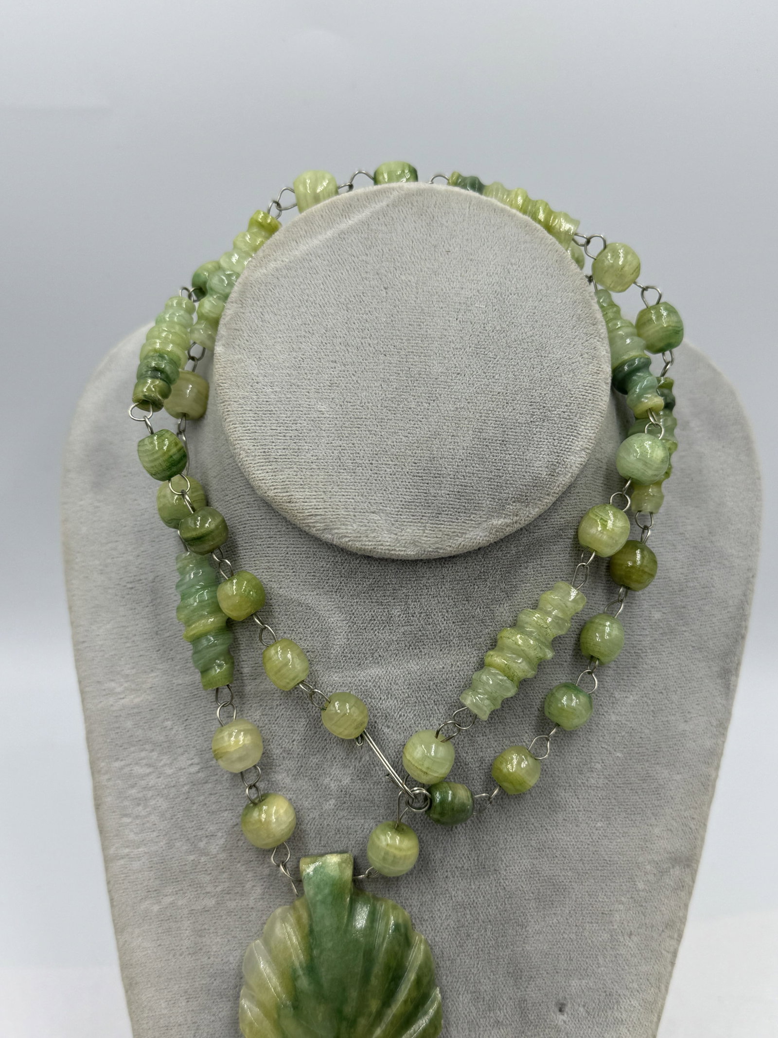 JADE CARVED STONE NECKLACE - 3