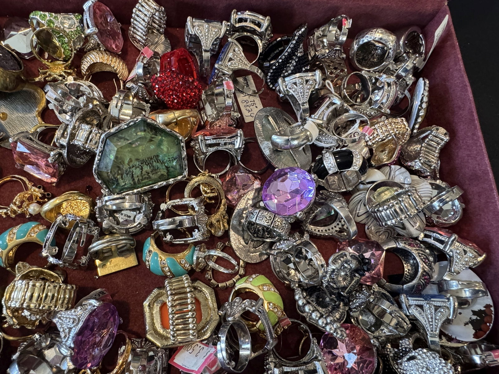 200+ FUNKY COSTUME RINGS - 4