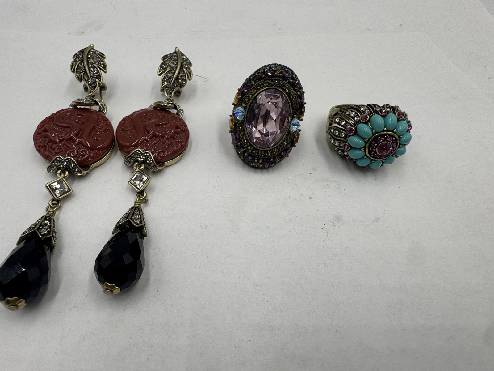 2 HEIDI DAUS RINGS AND A PAIR OF EARRINGS (1 of 6)