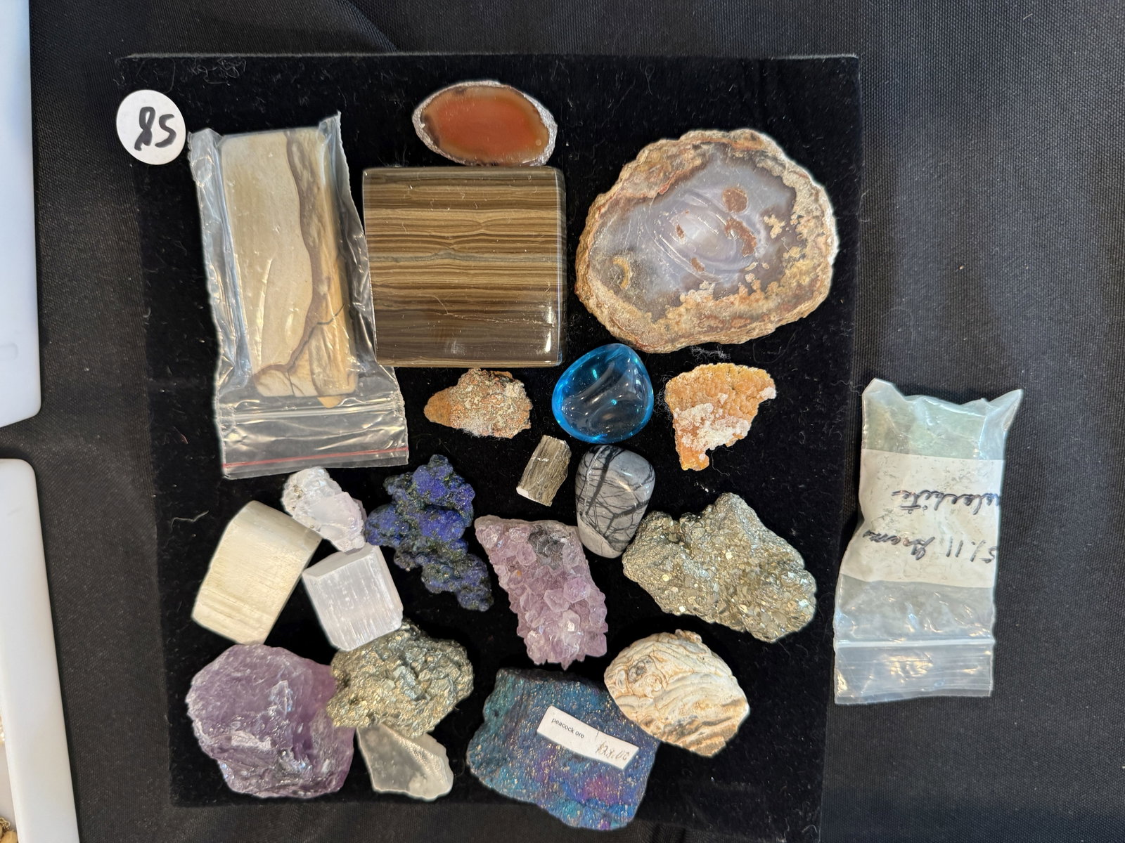 LOT OF MINERAL SPECIMENS ETC. (1 of 4)