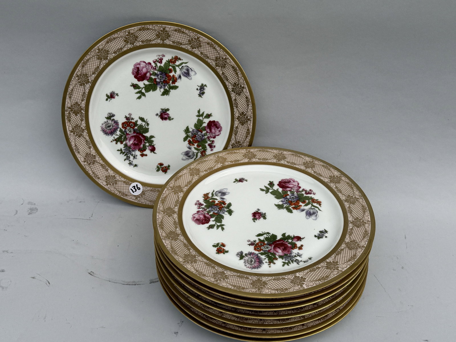 8 TIRCHENRUTH 24K GOLD ENCRUSTED DINNER PLATES, 10.5" DIAMETER (1 of 3)