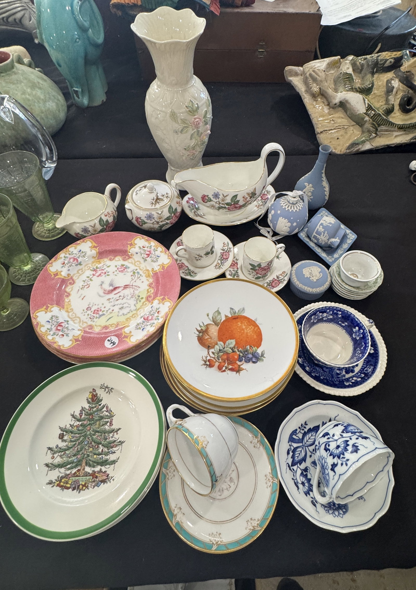 LARGE LOT OF PORCELAINS INCLUDES LENNOX, WEDGEWOOD, SPODE, MINTONS, ETC. (1 of 11)