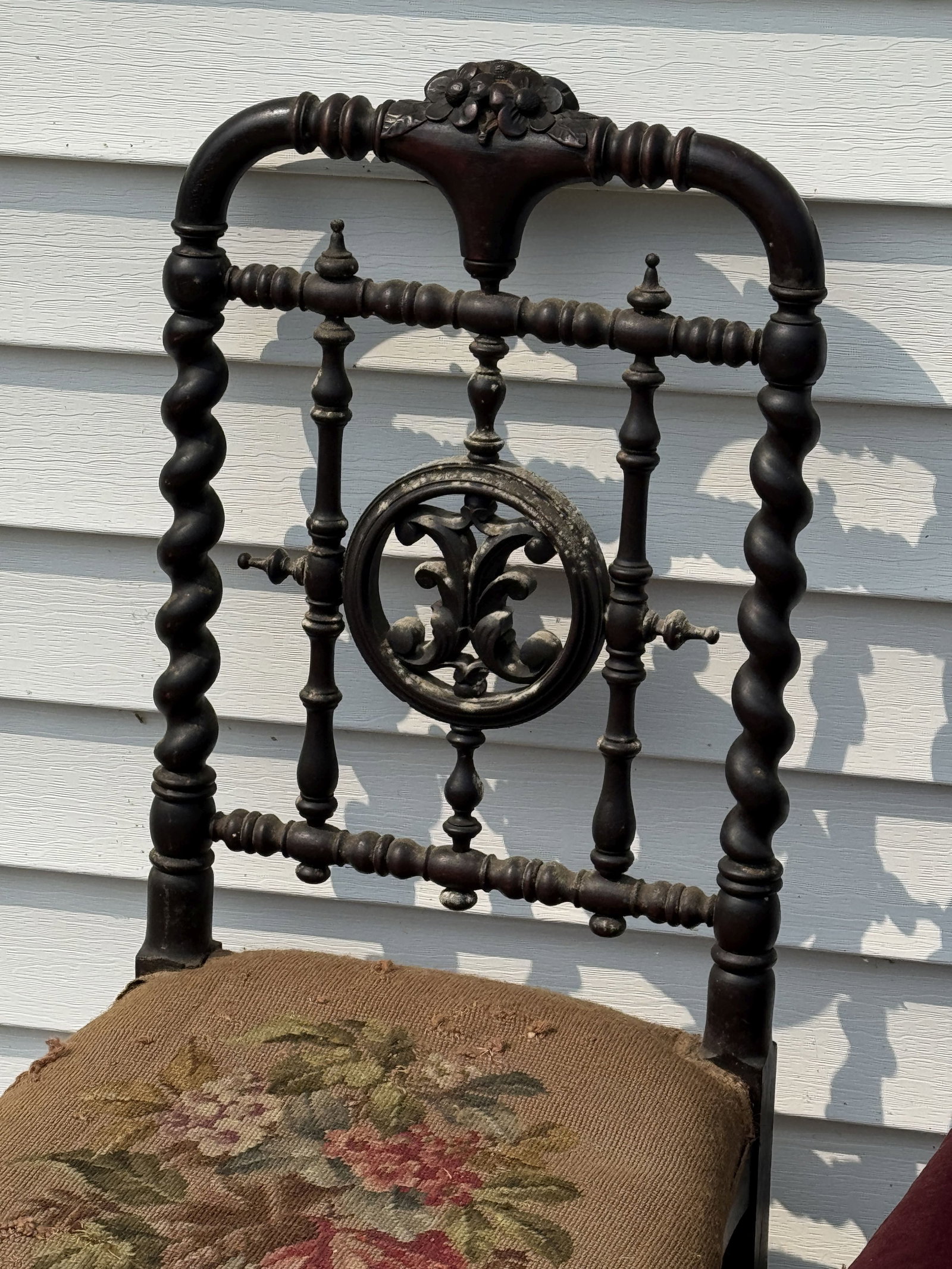 3 VICTORIAN WALNUT SIDE CHAIRS - 4