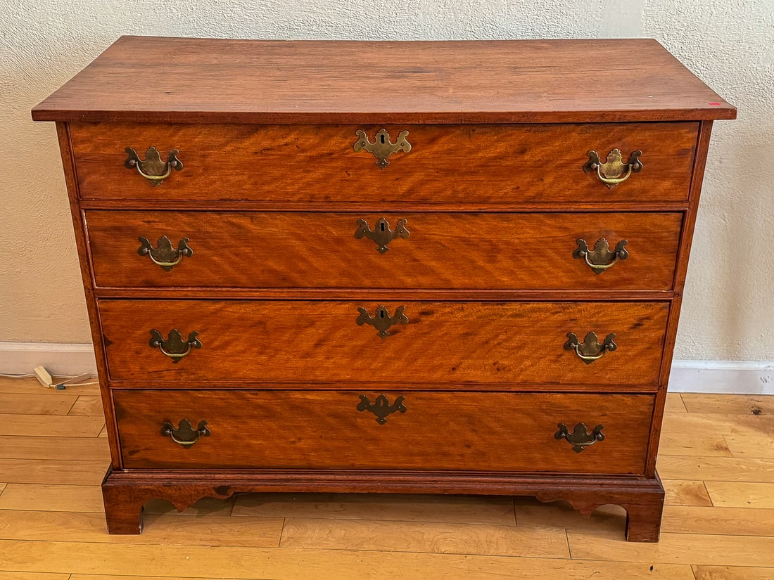 EARLY AMERICAN CHIPPENDALE BRACKET BASED CHEST (1 of 4)