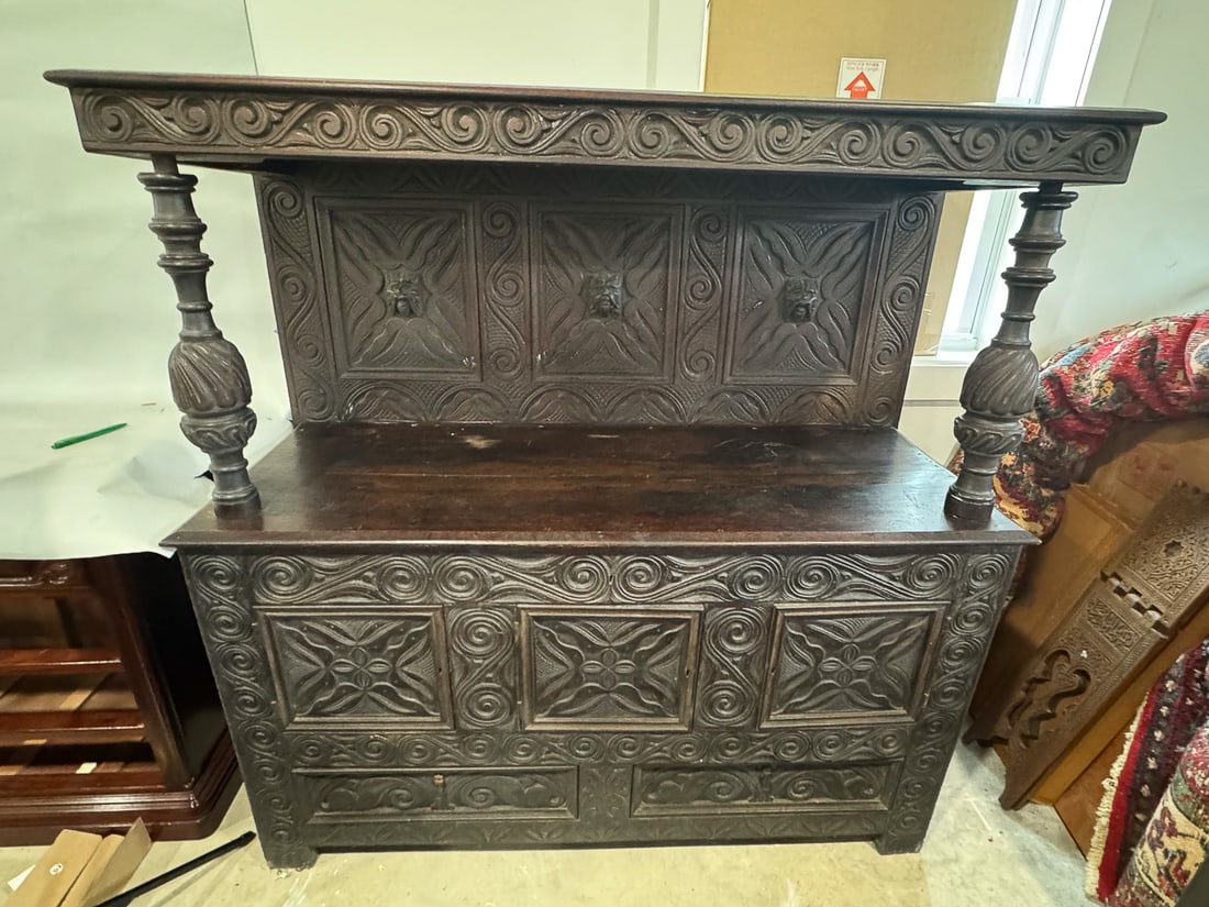 POSSIBLE CT RIVER VALLEY(HADLEY) CHEST W/ LATER BACKSPLASH ADDED: POSSIBLE CT RIVER VALLEY(HADLEY) CHEST W/ LATER BACKSPLASH ADDED