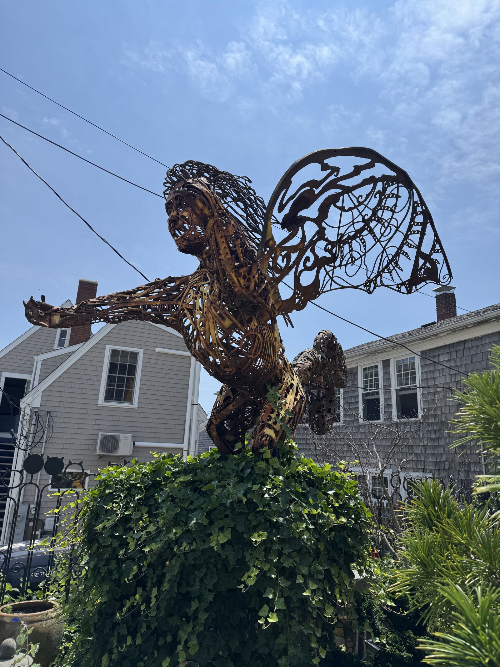 PIERRE RICHE MANTICORE, 10' X 8' - 2