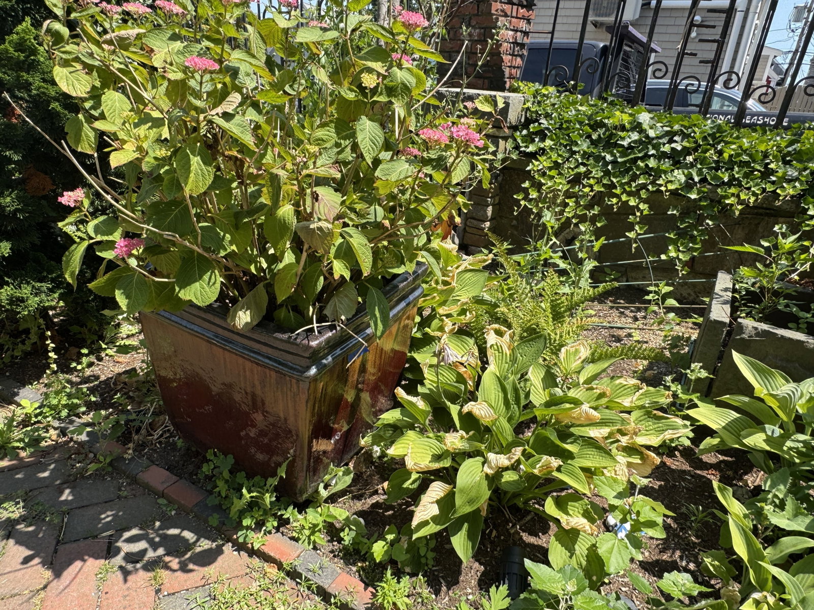 LARGE SQUARE GARDEN POTS - 4