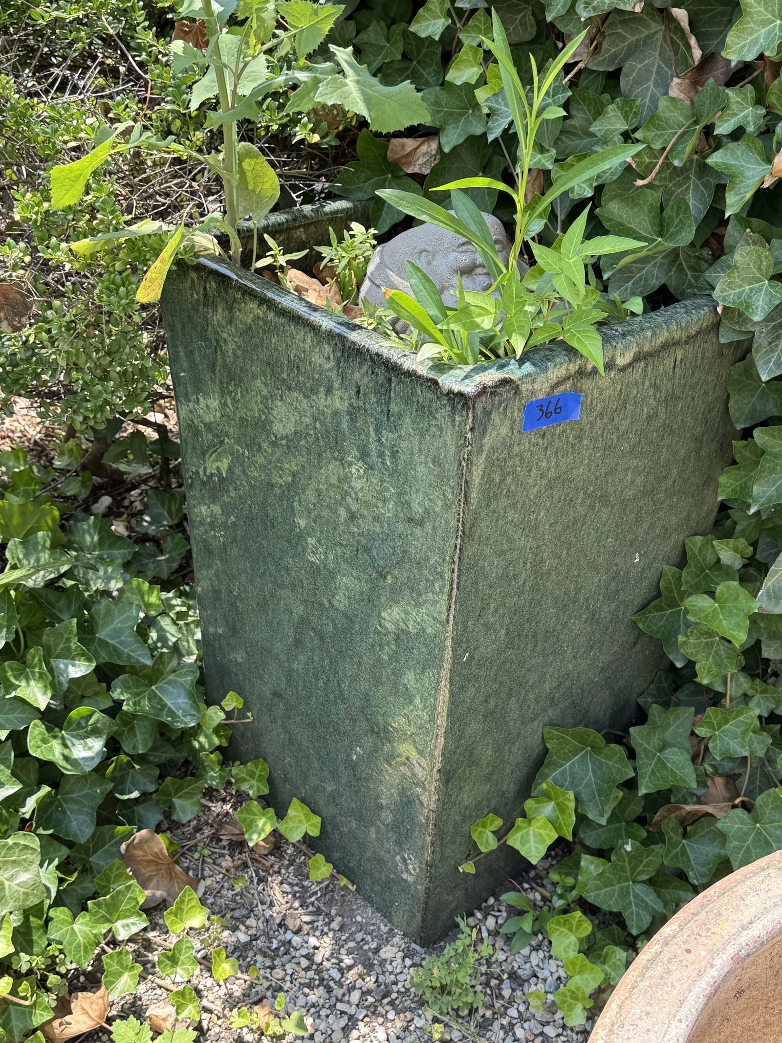 2 LARGE GARDEN POTS - 2