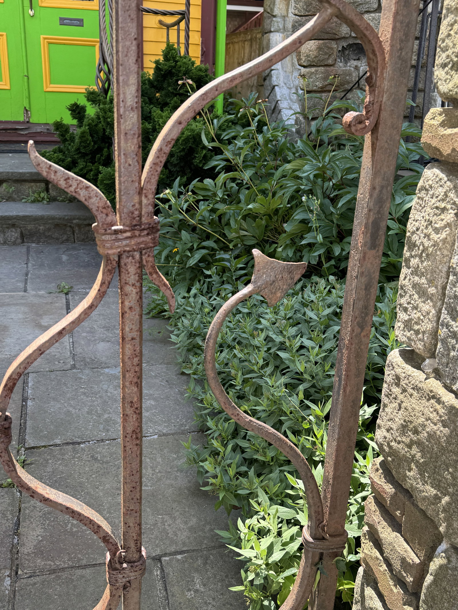MICHAEL KACERGIS WROUGHT IRON GATE APPROX SIZE 74"X 36" - 4