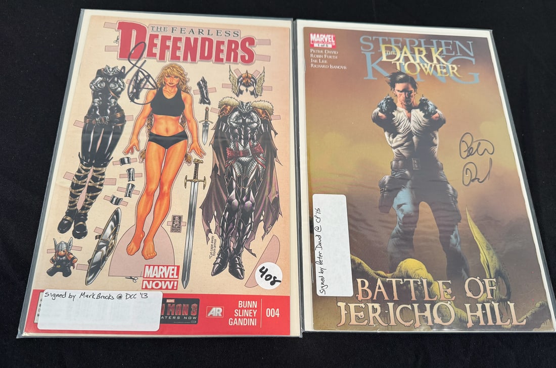 2 SIGNED COMIC BOOKS (1 of 5)