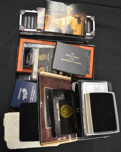 Large Lot of Coins,silver commeratives, silver badges,: Large Lot of Coins,silver commeratives, silver badges, 5 silver dollars, 1 ounce 6 com. silver halves, 13 sterling collectible badges 20 sbj dollars 20 2011 presidential $1 coins 47 jfk silver halves,