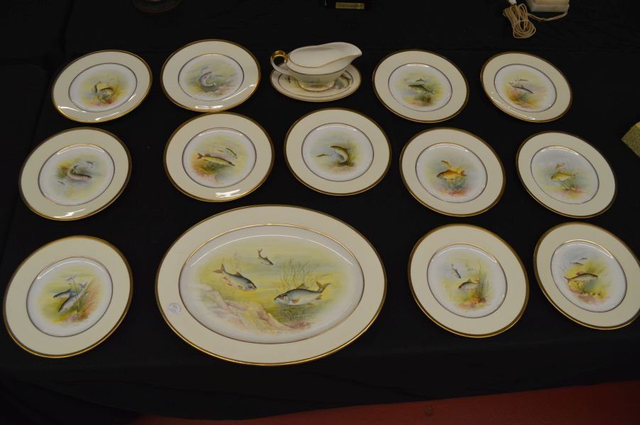 Hand painted Minton fish set, platter with 12 plates: Hand painted Minton fish set, platter with 12 plates