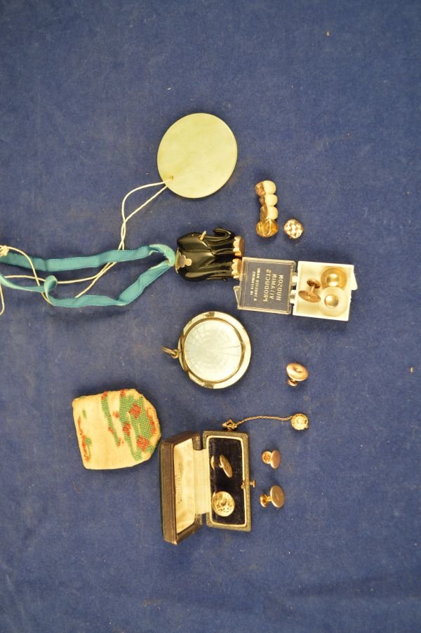 Enamel Compact & Carved Jade Disk & Miscellaneous Gold: Enamel Compact & Carved Jade Disk & Miscellaneous Gold Items Including Teeth