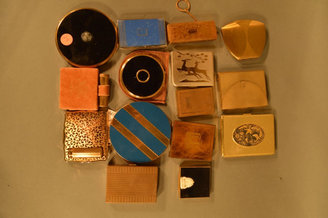 15 VINTAGE COMPACTS, VARIOUS STYLES: 15 VINTAGE COMPACTS, VARIOUS STYLES