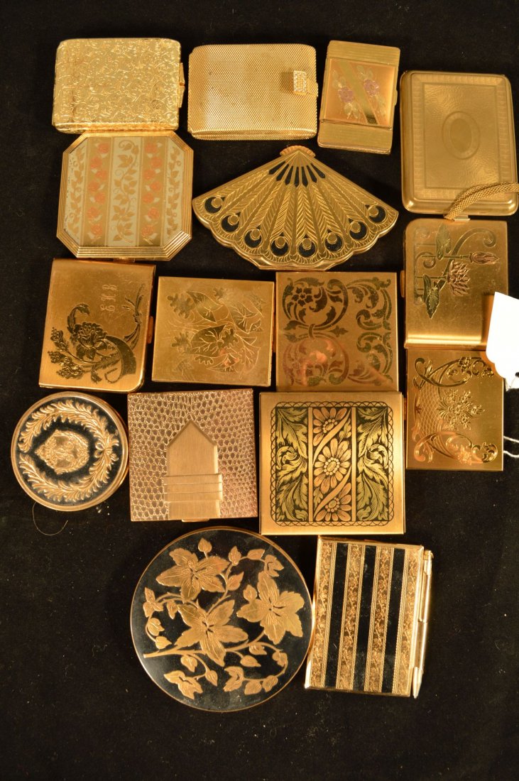 16 VINTAGE COMPACTS GOLD TONE ENAMELED: 16 VINTAGE COMPACTS GOLD TONE ENAMELED