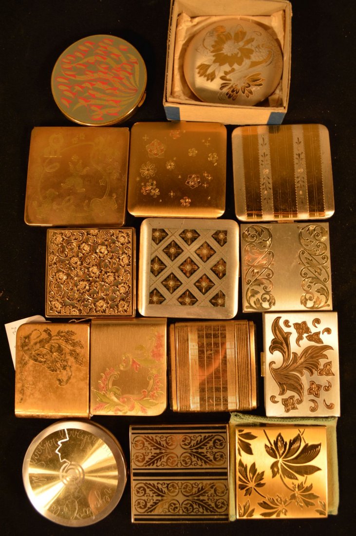 15 VINTAGE COMPACTS GOLD TONE/ VOLUPTE: 15 VINTAGE COMPACTS GOLD TONE/ VOLUPTE
