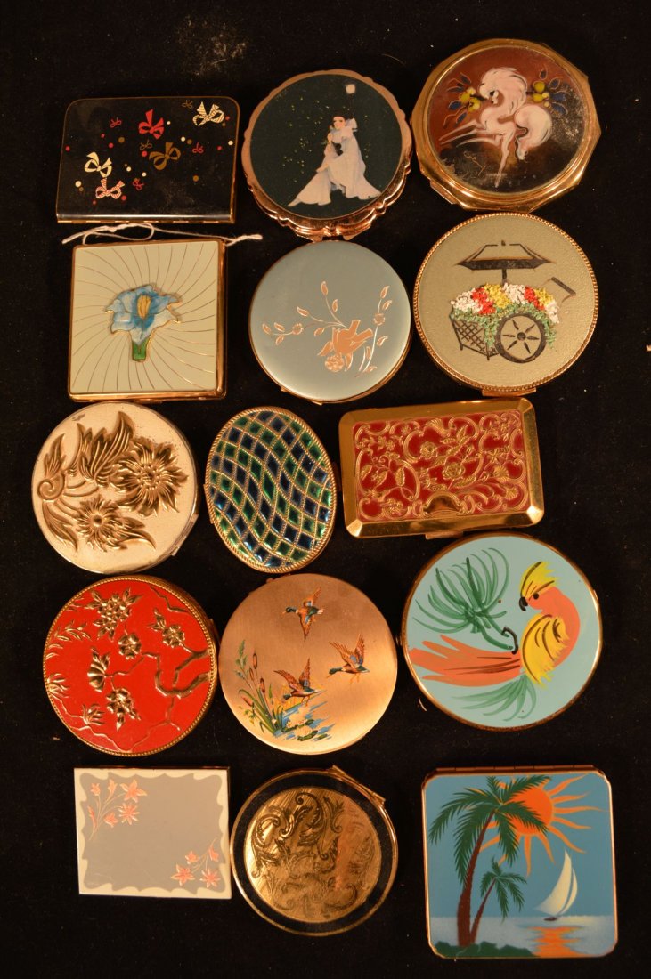 15 VINTAGE COMPACTS inc HAND PAINTED, ENAMELED,: 15 VINTAGE COMPACTS inc HAND PAINTED, ENAMELED, CLOSINEE