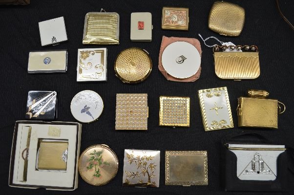 20 VINTAGE COMPACTS, VARIOUS STYLES INC, JEWELED...: 20 VINTAGE COMPACTS, VARIOUS STYLES INC, JEWELED, ENAMELED, ETC