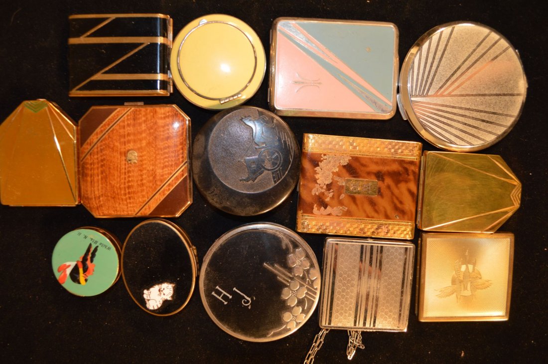 14 VINTAGE COMPACTS inc ENAMELED DECO, HAND PAINTED,: 14 VINTAGE COMPACTS inc ENAMELED DECO, HAND PAINTED, SILVERTONE, ETC