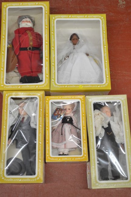 5 1970'S EFFANBEE DOLLS IN ORIGIONAL BOXES: 5 1970'S EFFANBEE DOLLS IN ORIGIONAL BOXES