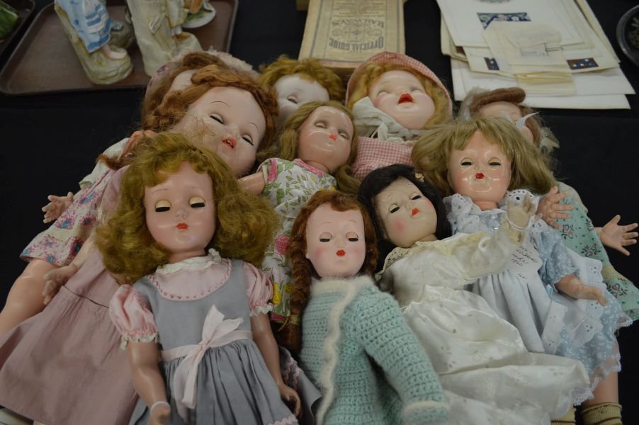 10 EARLY 30'S TO 70'S COMPOSITION DOLLS, ALL w/ WORKING: 10 EARLY 30'S TO 70'S COMPOSITION DOLLS, ALL w/ WORKING SLEEP EYES 14" to 27"